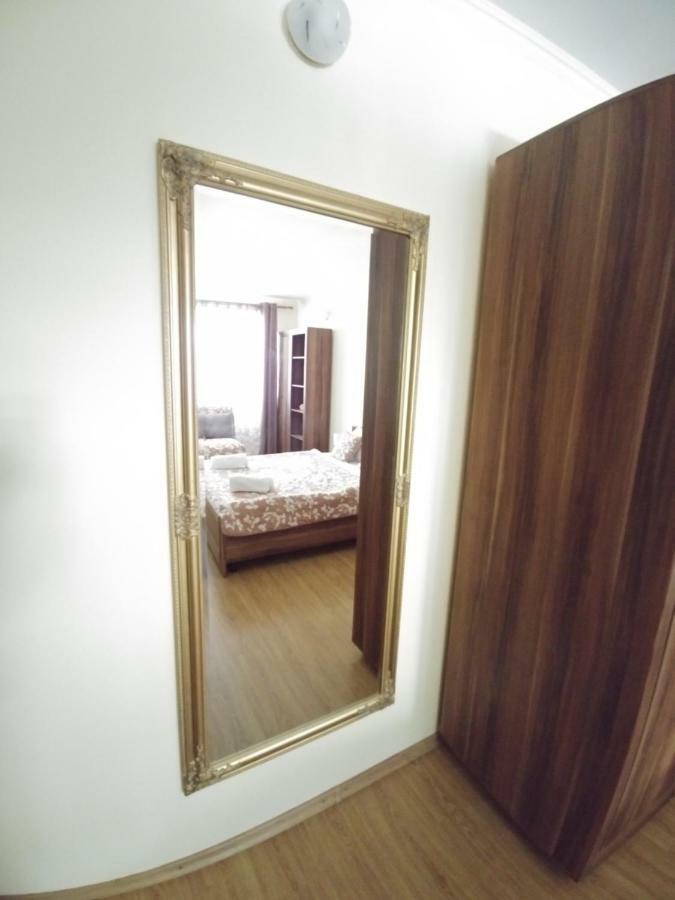 Sun Apartments City Centre Odesa Exterior photo